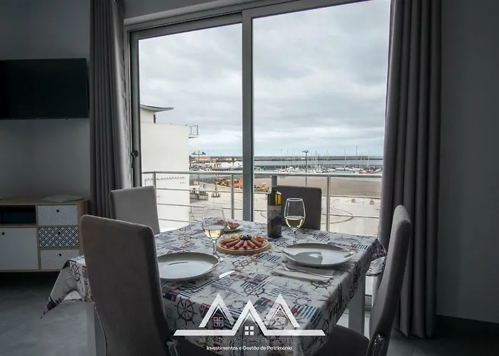 White House Ii 아파트