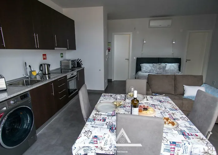 White House Ii 아파트